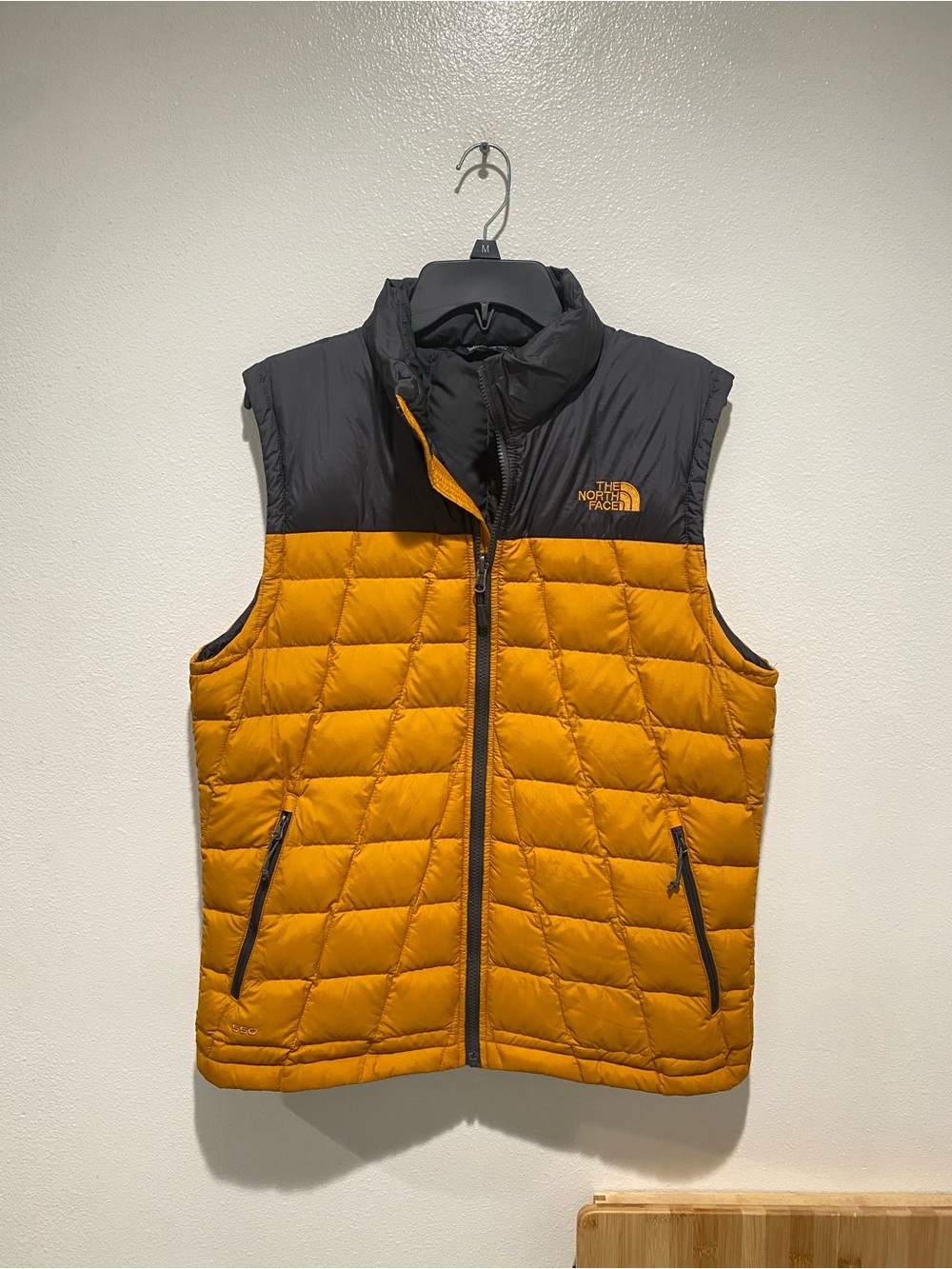 The North Face Quilted Puffer Vest Size Medium Men (Used)